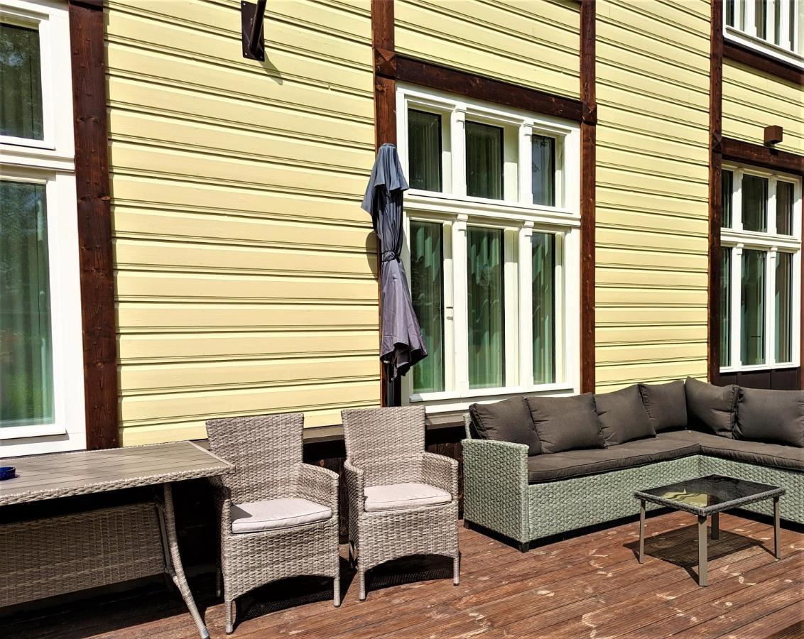 Emajoe Keeltekool Apartment Tartu Exterior photo