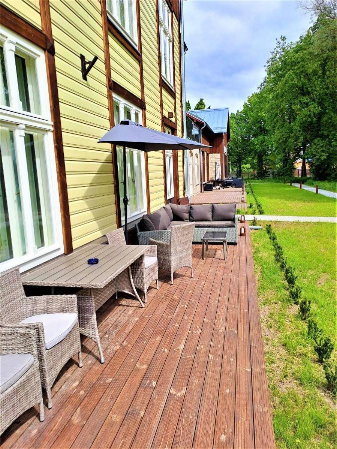 Emajoe Keeltekool Apartment Tartu Exterior photo
